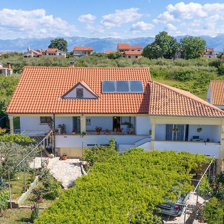 Apartments Kuzma - Afordable Нін Екстер'єр фото