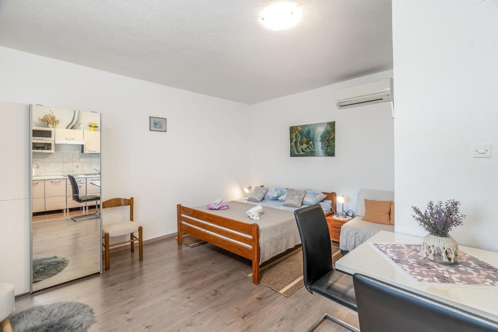 Apartments Kuzma - Afordable Нін Екстер'єр фото